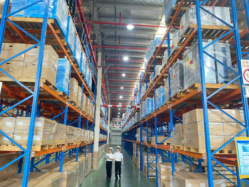 ท่าเรือการค้าเสรีไห่หนานดำเนินพิธีการศุลกากรทั่วทั้งเกาะอย่างเป็นทางการ